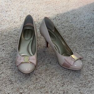 Kelly and Katie nude heels with bow accent